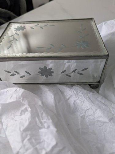 Art deco etched - mirror, box