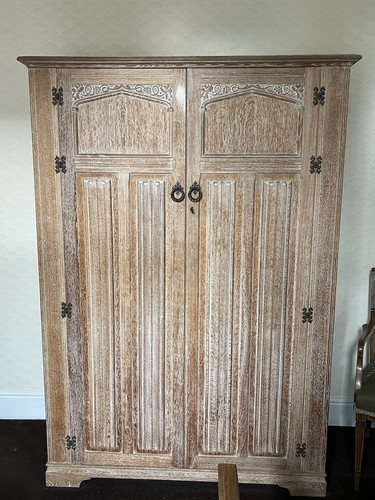 Crown limed oak bedroom - oak,